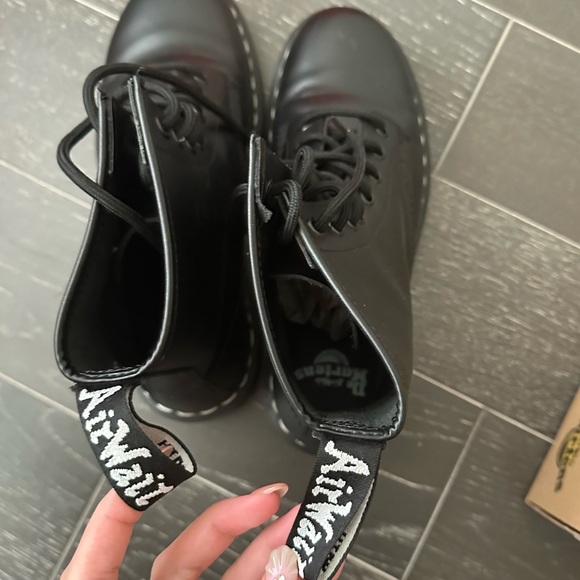 ALMOST NEW Dr. Martens Black 1460 Contrast Stitch Boots - Picture 2 of 10